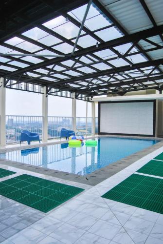 KOLAM RENANG BARU-18